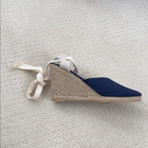 Navy blue fabric wedges